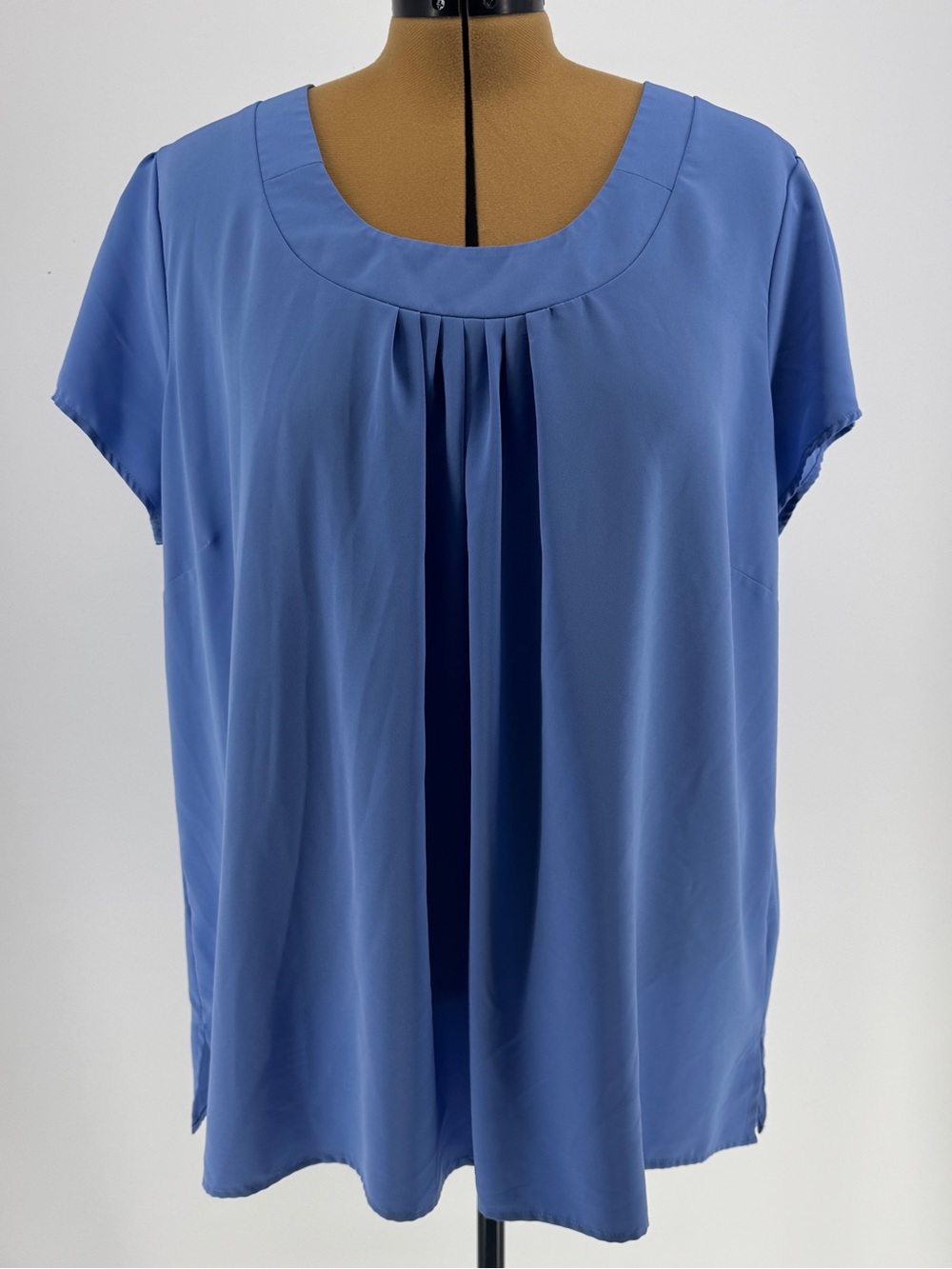 Lands' End Dusty Blue Pleated Scoop-Neck Blouse 0124